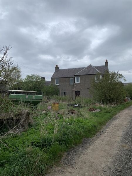 VERSATILE FREEHOLD DEVELOPMENT PROPERTY NEAR COWDENBEATH VERSATILE FREEHOLD DEVELOPMENT PROPERTY NEAR COWDENBEATH