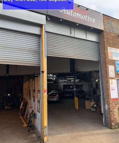 HIGHLY REGARDED ACCIDENT REPAIRS & BREAKDOWN RECOVERY CENTRE IN LUTON