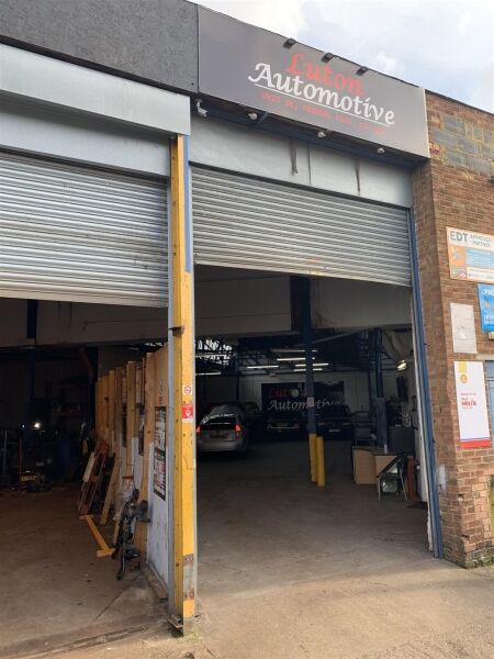 HIGHLY REGARDED ACCIDENT REPAIRS & BREAKDOWN RECOVERY CENTRE IN LUTON HIGHLY REGARDED ACCIDENT REPAIRS & BREAKDOWN RECOVERY CENTRE IN LUTON