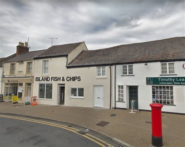 OUTSTANDING FISH BAR & RESTAURANT IN EVESHAM TOWN CENTRE OUTSTANDING FISH BAR & RESTAURANT IN EVESHAM TOWN CENTRE