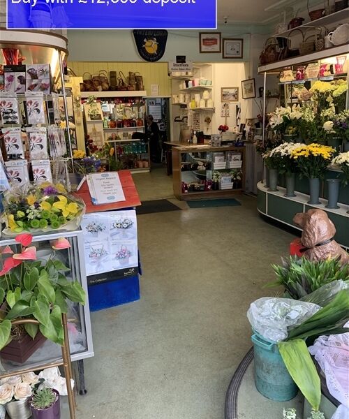 OLD ESTABLISHED INTERFLORA FLORIST IN CAERPHILLY TOWN CENTRE OLD ESTABLISHED INTERFLORA FLORIST IN CAERPHILLY TOWN CENTRE
