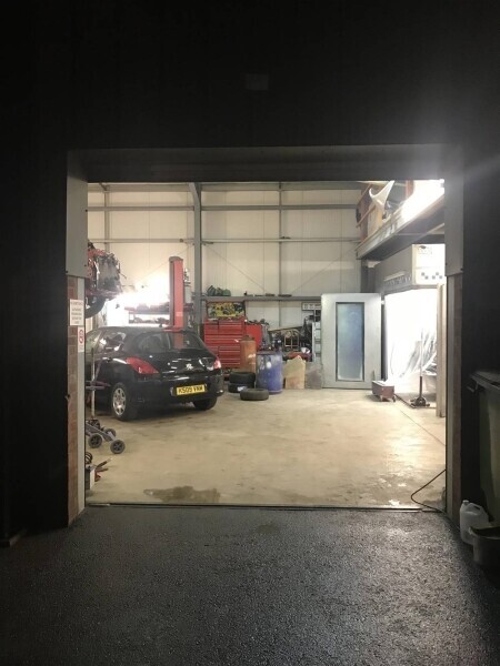 GENERAL AUTO MECHANICAL & ACCIDENT REPAIRS CENTRE IN SOUTH MOLTON Photo 1