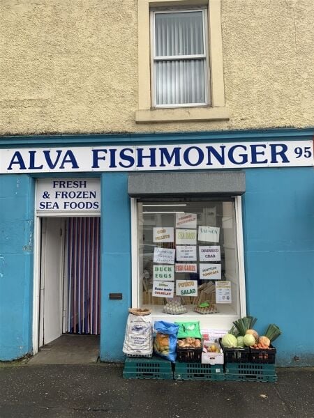 FREEHOLD TRADITIONAL FISHMONGER IN ALVA TOWN CENTRE FREEHOLD TRADITIONAL FISHMONGER IN ALVA TOWN CENTRE