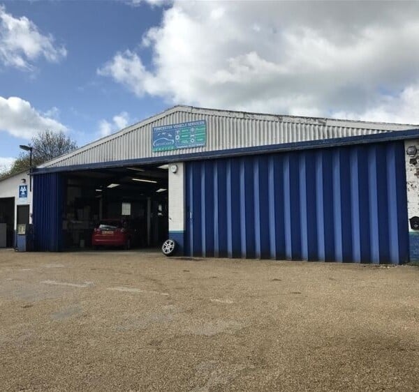 THRIVING MOT TESTING & REPAIRS CENTRE IN TOWCESTER
