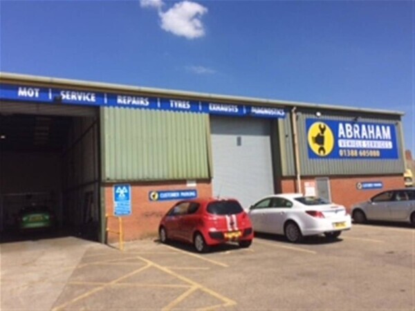 THRIVING MOT TESTING & REPAIRS CENTRE IN BISHOP AUCKLAND Photo 1