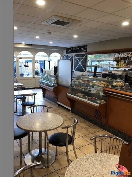 SMART COFFEE SHOP & TAKEAWAY IN KINGSWINFORD TOWN CENTRE Photo 1