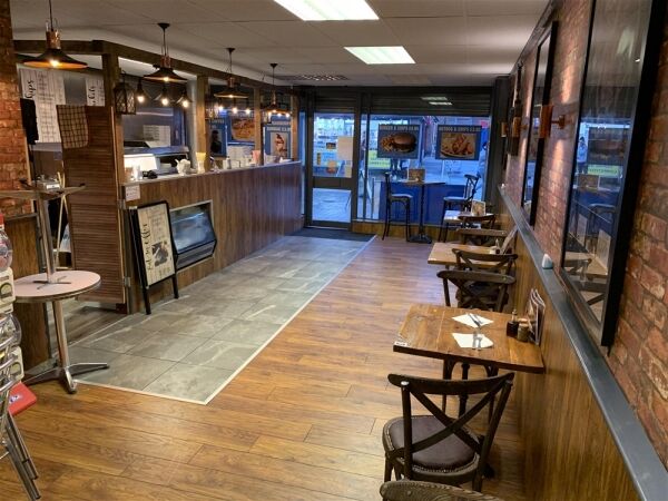 STYLISH FISH & CHIP RESTAURANT & TAKEAWAY IN CASTLEFORD TOWN CENTRE STYLISH FISH & CHIP RESTAURANT & TAKEAWAY IN CASTLEFORD TOWN CENTRE