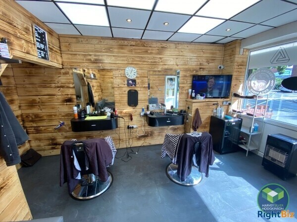 BARBERS: OLDHAM: 9386 Photo 1