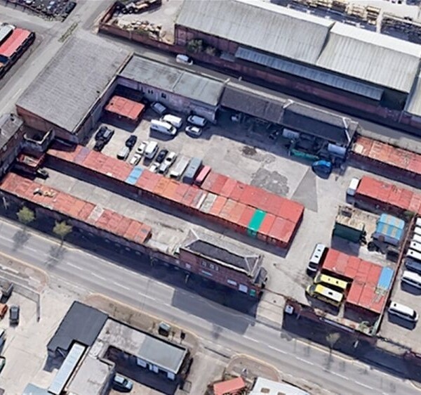 LARGE SECURE STORAGE, OFFICE LETS & COMMERCIAL PARKING FACILITY - WIRRAL Photo 1