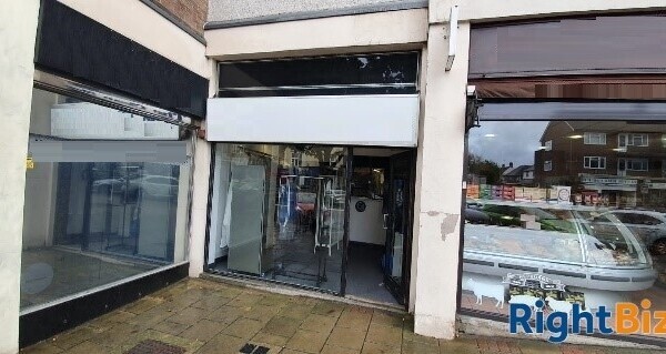 LONG ESTABLISHED MODERN DRY CLEANERS HIGH STREET POSITION Photo 1