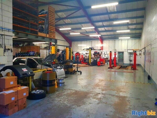Freehold: Established Car Saab Specialist Garage and Mot testing Centre in Prime Location Photo 1