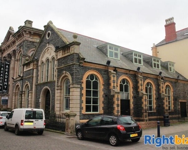 CEREDIGION (ABERYSTWYTH)  - IMPRESSIVE LICENSED PROPERTY Photo 1