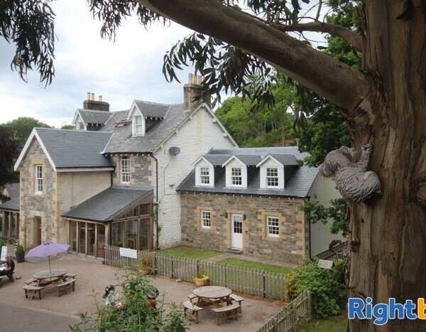 Exceptional Hotel with Self-Catering Accommodation Set in Argyll Photo 1