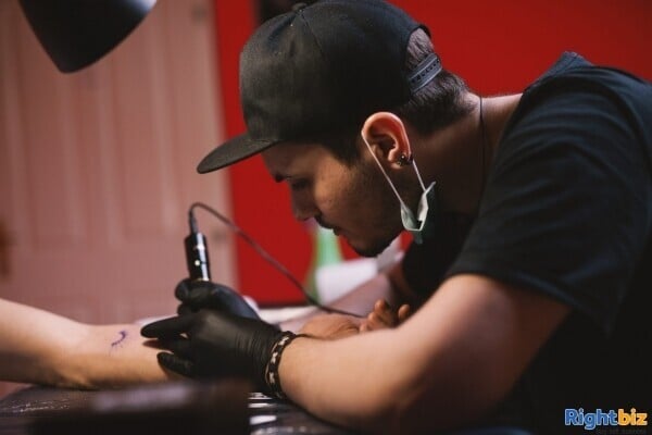 Superb Tattoo Studio in Bearwood, Birmingham *Viewing Recommended* Photo 1