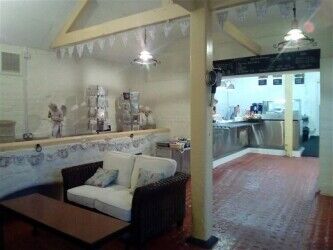Cafe & Sandwich Bars For Sale in Barnetby Photo 1
