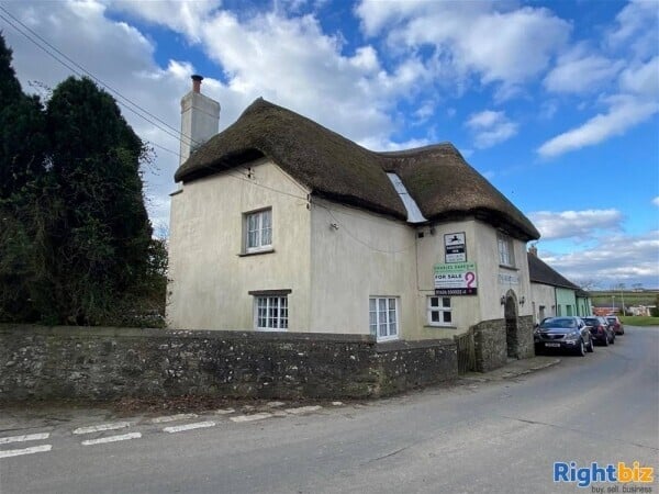 Under Offer: Grade II Listed 17th Century Thatched Village Inn For Sale in Barnstaple Photo 1