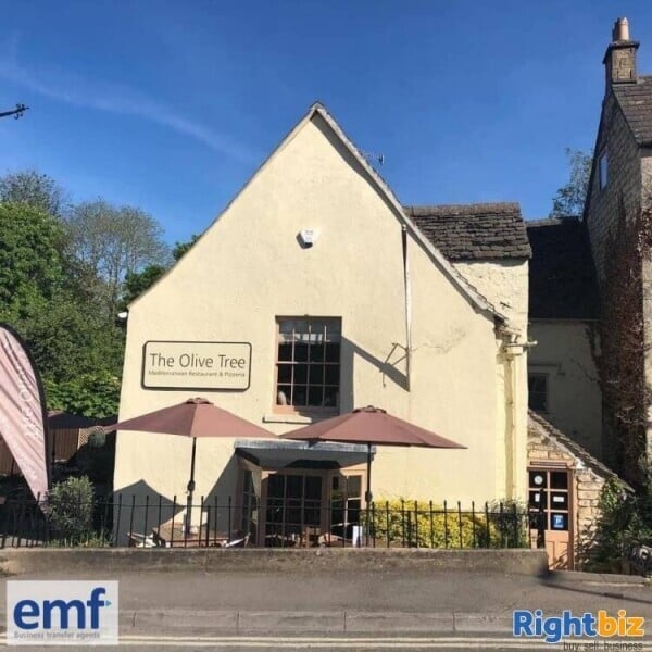 Mediterranean Restaurant and Pizzeria in attractive Cotswolds Location Photo 1