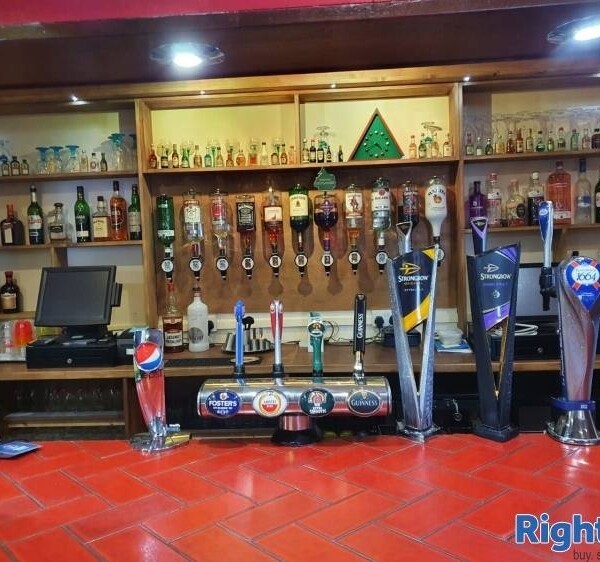 Popular Snooker & Pool Hall in Marchwood Photo 1