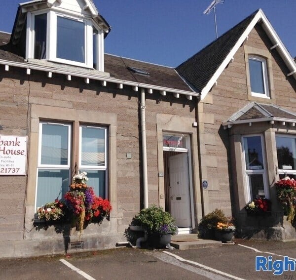 Popular Guest House in the Busy Tourist town of Perth