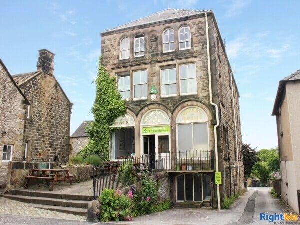 YHA YOULGREAVE - 42 BED HOSTEL IN SOUGHT AFTER VILLAGE WITHIN DERBYSHIRE PEAK DISTRICT NATIONAL PARK Photo 1