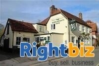 BERKSHIRE - PUB IN LARGE VILLAGE Photo 1