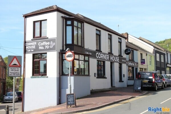 SOUTH WALES - RECENTLY REFURBISHED VILLAGE CENTRE CAFE & BAR Photo 1