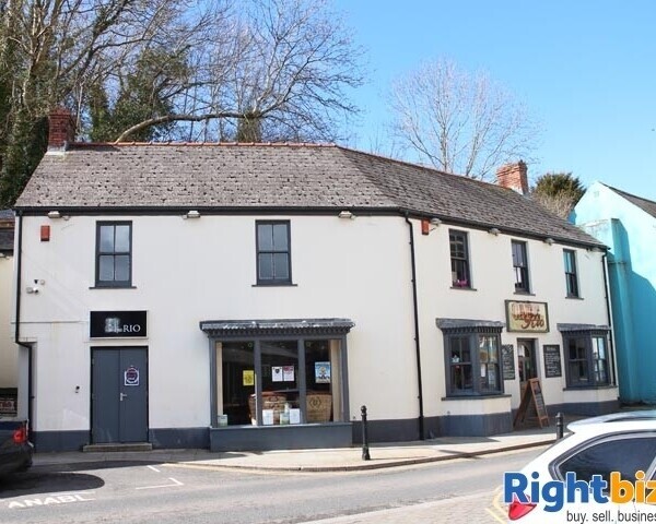 PEMBROKESHIRE - TOWN CENTRE CAFE & NIGHTCLUB PREMISES Photo 1