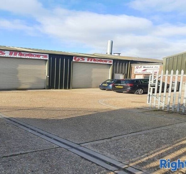 Well established Car Repairs & Body Shop for sale Photo 1