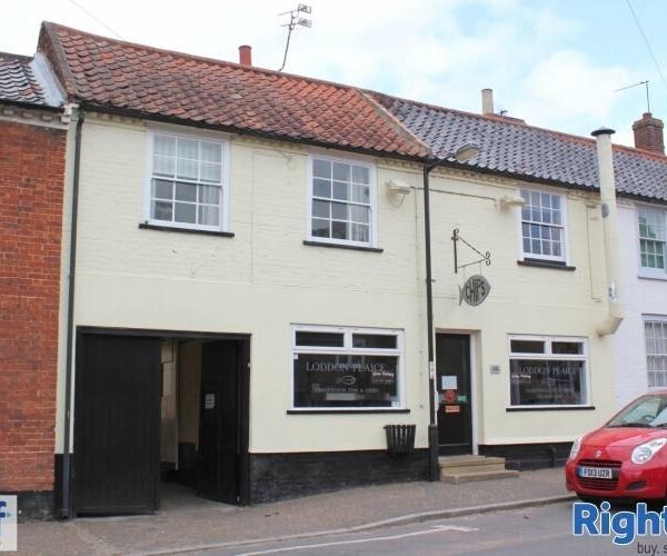 FREEHOLD FISH & CHIP SHOP WITH NEWLY RENOVATED ACCOMMODATION - LODDON, NORFOLK Photo 1