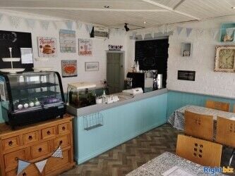Family-run cafe for sale in Worcestershire