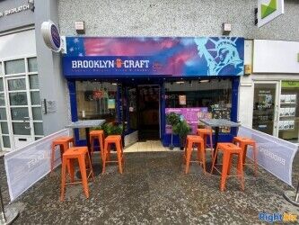 Established burger restaurant in Shrewsbury town centre. Cheap rent and rates and good turnover. Established burger restaurant in Shrewsbury town centre. Cheap rent and rates and good turnover.
