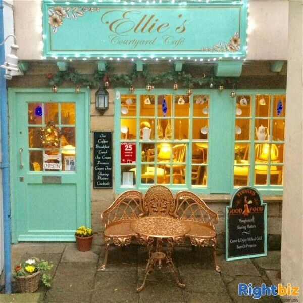 Cafe & Sandwich Bars For Sale in Whitby Photo 1