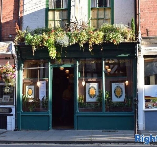 Well established Victorian ale house for sale Photo 1