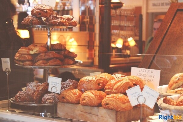 Modern Bakery & Cafe for Sale in Hammersmith | High Footfall | Circa 1528 Sq Ft Photo 1