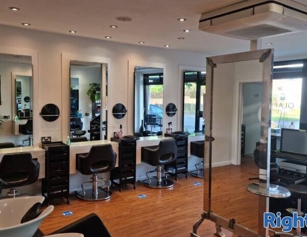 Contemporary Hair, Nail & Beauty Salon in Surrey Photo 1