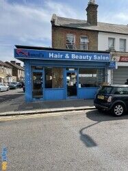 Beauty and Hairdressing shop for rent in Southall Photo 1