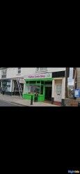 Newsagents convenience store Photo 1