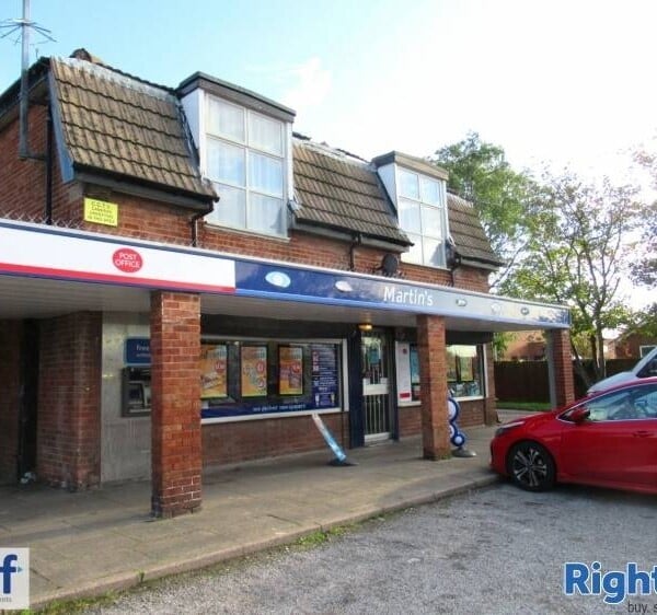 REDUCED LEASEHOLD PO CONVENIENCE & FLAT - CHESTER Photo 1