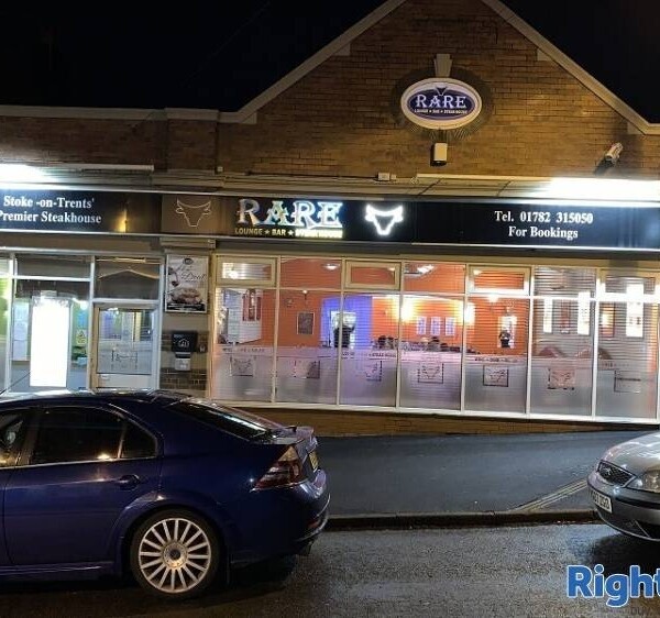 Extremely well established Restaurant/Bar for sale Photo 1
