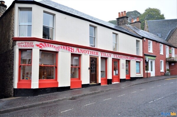 Popular and neatly presented café & coffee shop in the beautiful town of Dunblane (ref 1408) Photo 1