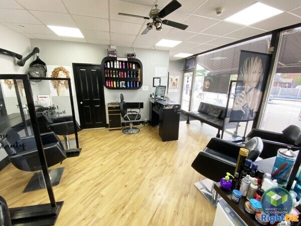 HAIR & BEAUTY SALON: BROUGHTON, CHESTER: Photo 1
