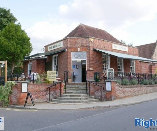 BISTRO, CAFE, RESTAURANT - LODDON, NORFOLK Photo 1