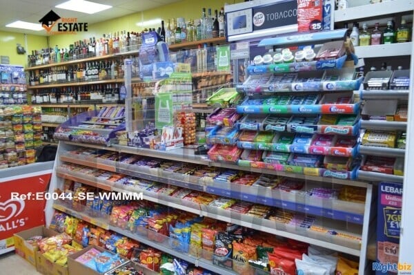 High Turnover Established Off Licence Lease for Sale - Forest Hill Photo 1