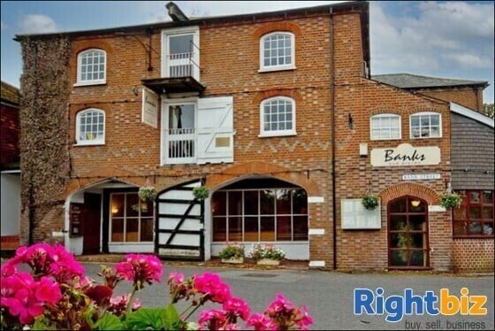Character Licensed Restaurant premises, in affluent Market Town of Bishop's Waltham, Hampshire. Photo 1