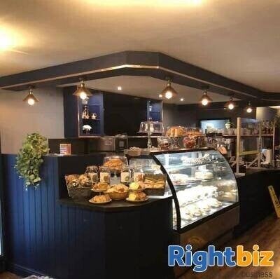 A REPUTABLE AND LONG-ESTABLISHED RETAIL AND HOSPITALITY SITE Photo 1
