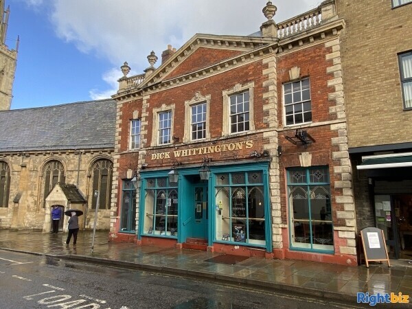 GLOUCESTER CITY CENTRE- HISTORIC PUBLIC HOUSE AND LIVE MUSIC VENUE Photo 1