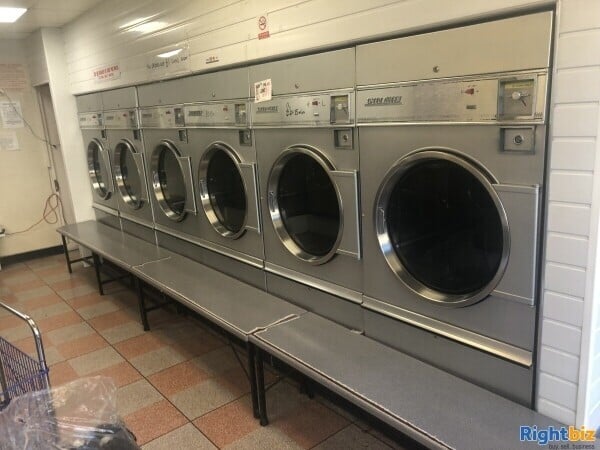 Launderettes and linens shop for sale in london Photo 2
