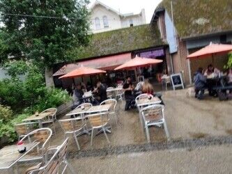 LEASEHOLD COFFEE SHOP/CAFE (A3 USE) Photo 1
