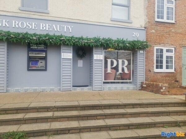 Well Established Beauty Salon Photo 1