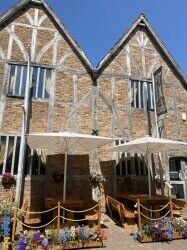 Leasehold Italian restaurant for sale with an option to buy a freehold Leasehold Italian restaurant for sale with an option to buy a freehold